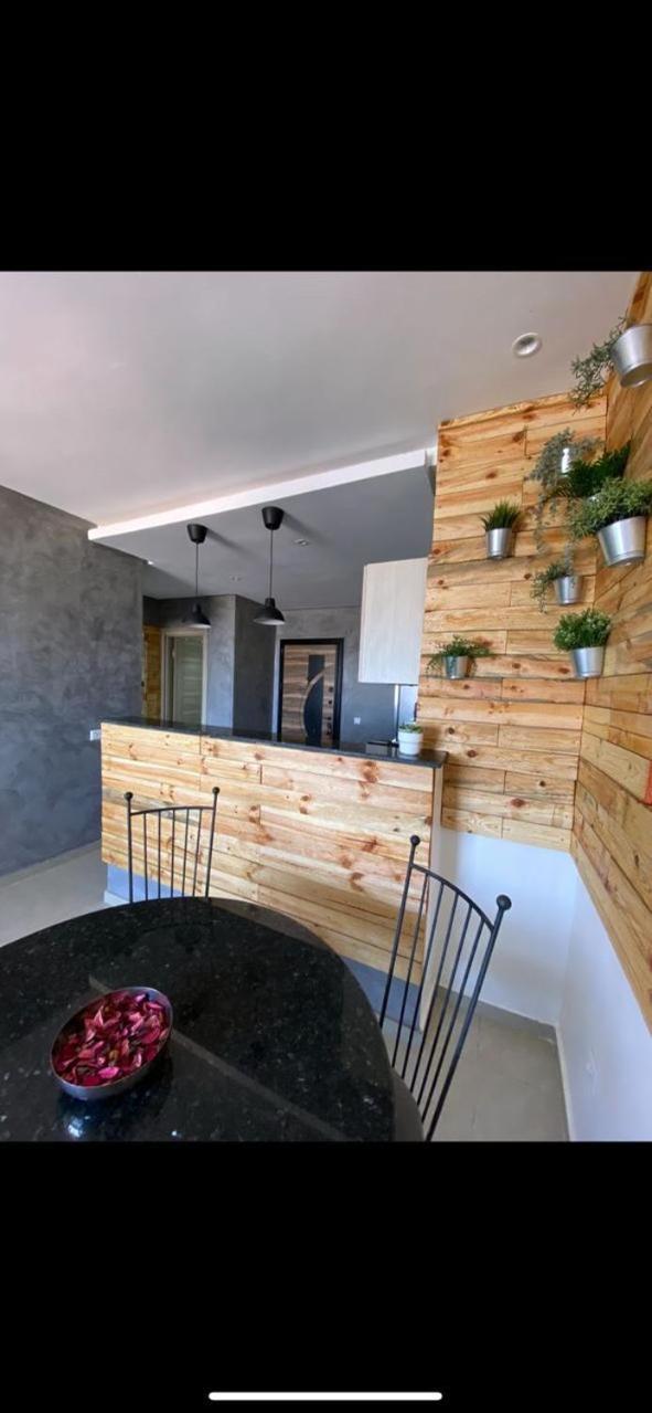 Charming Islan Ac/wifi Appartement *