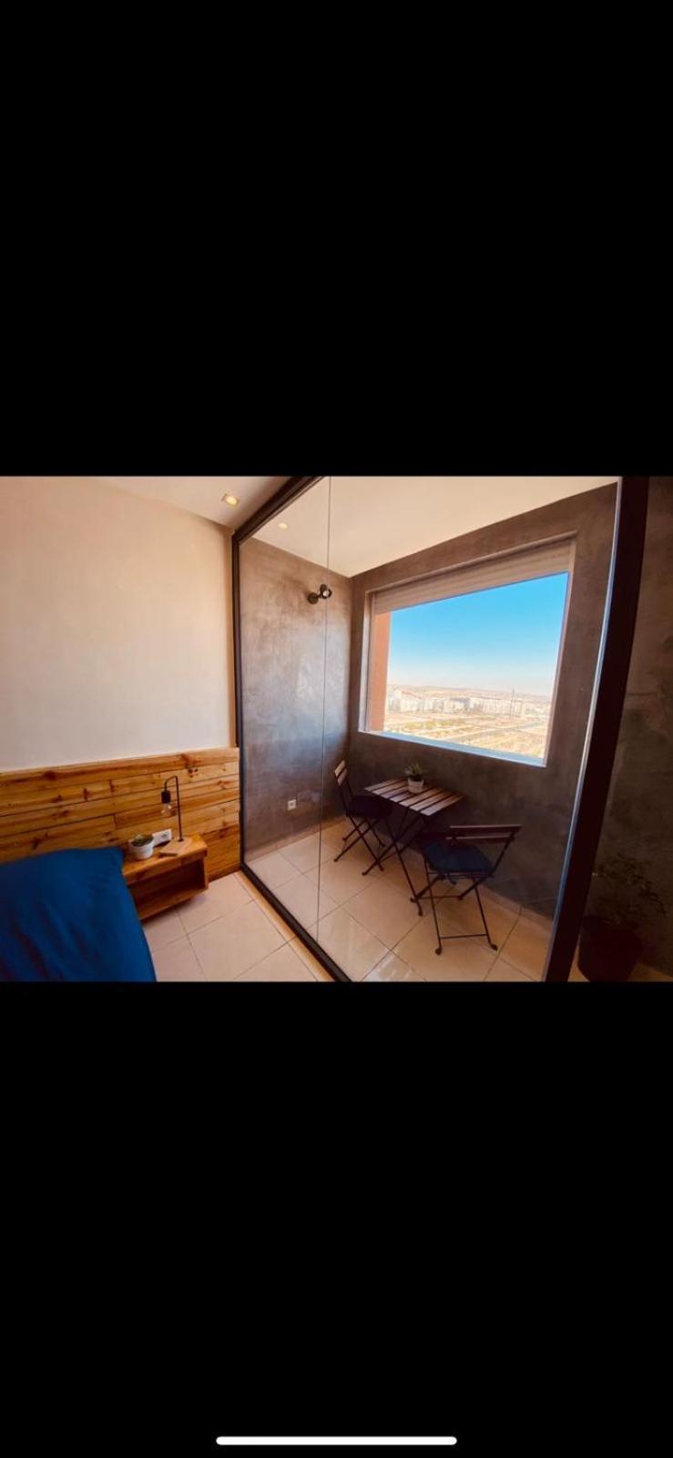 Charming Islan Ac/wifi Appartement