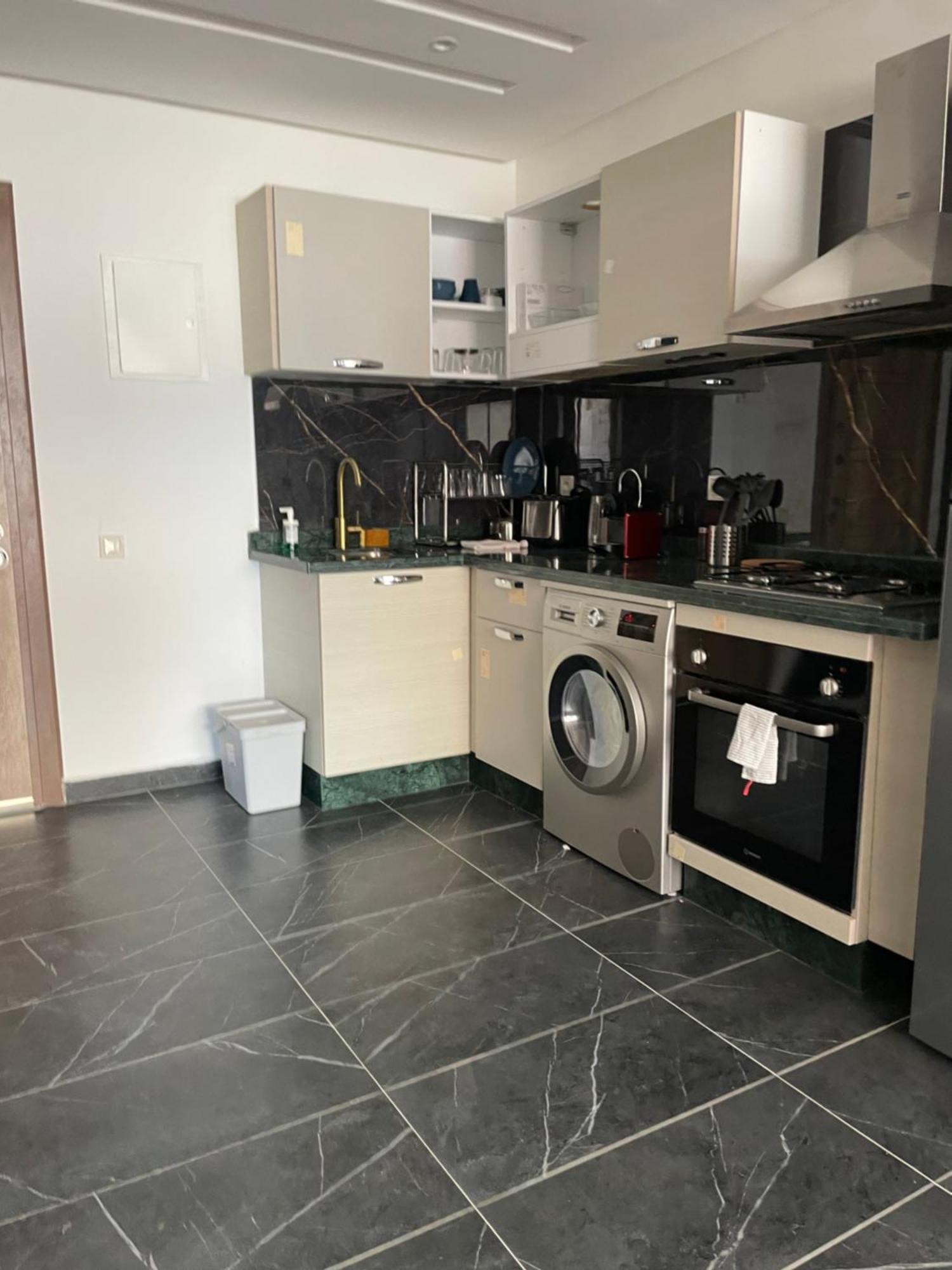 Charming Islan Ac/wifi Appartement